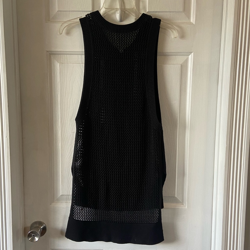 Lululemon Sleeveless Loose Knit Sweater Hi-Low Hem Black Size 2 Crochet Mesh - Picture 8 of 8